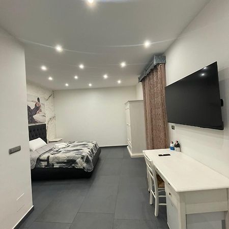 Apartament Li Cumpari Salentini Lecce Zewnętrze zdjęcie